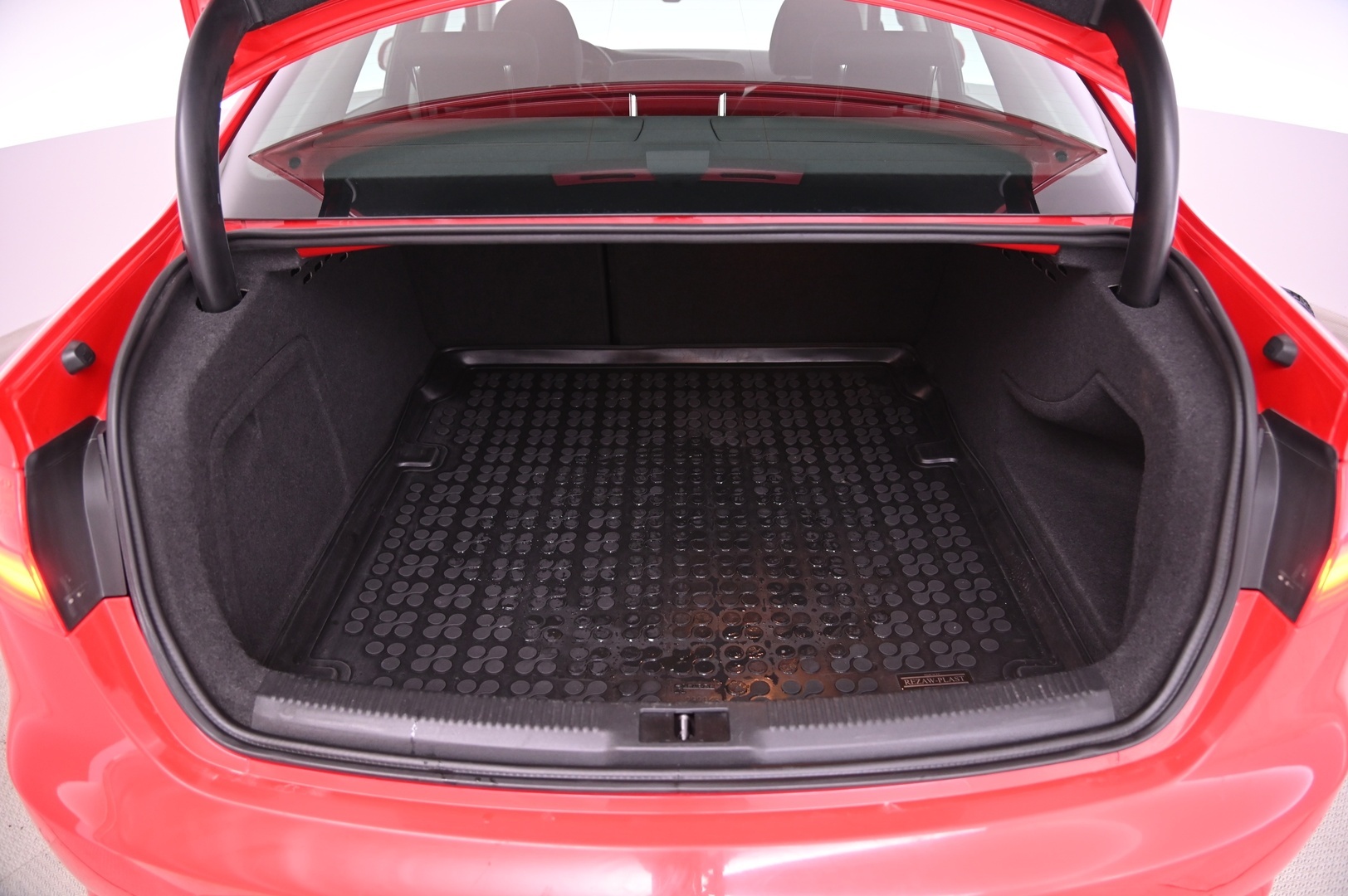 AUDI A4 2015