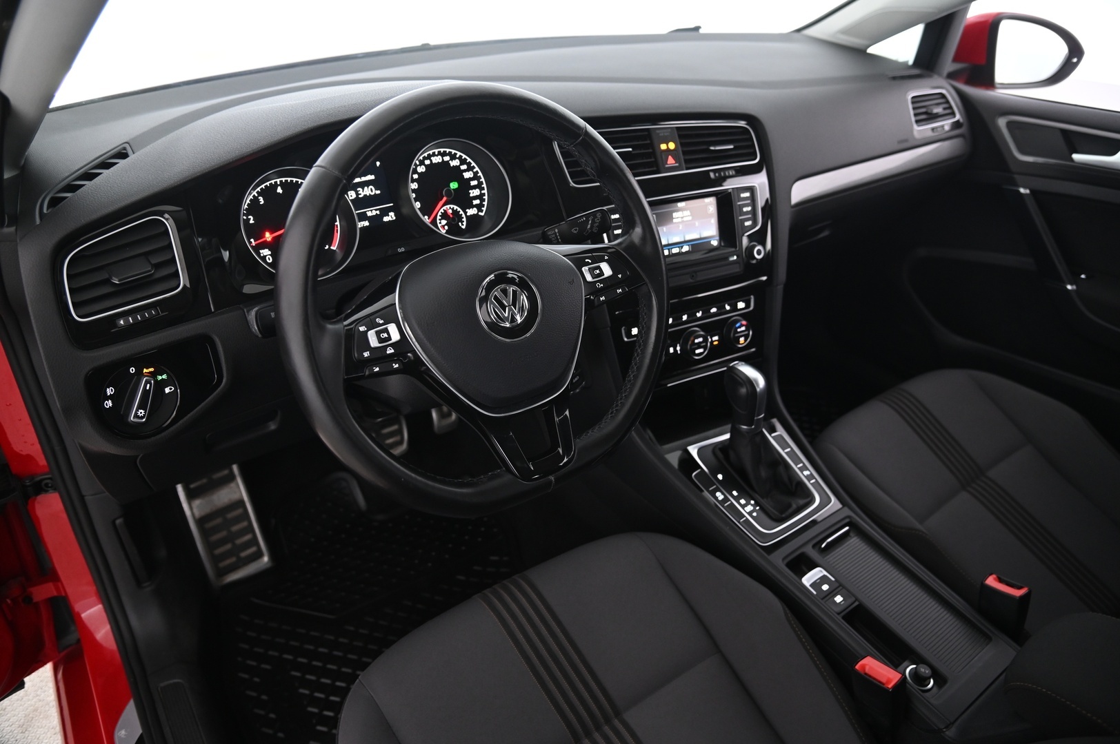 VOLKSWAGEN Golf 2017