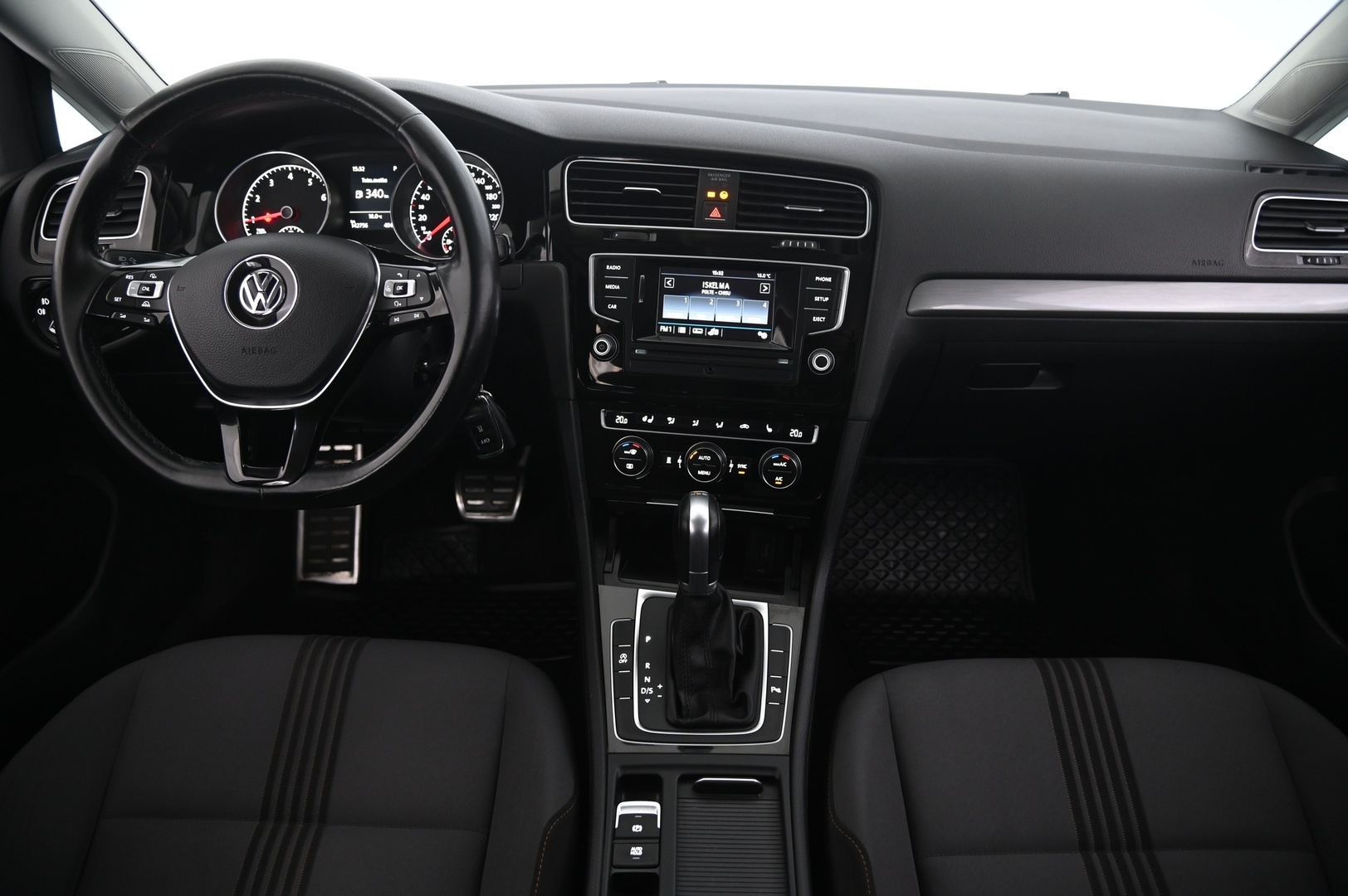 VOLKSWAGEN Golf 2017
