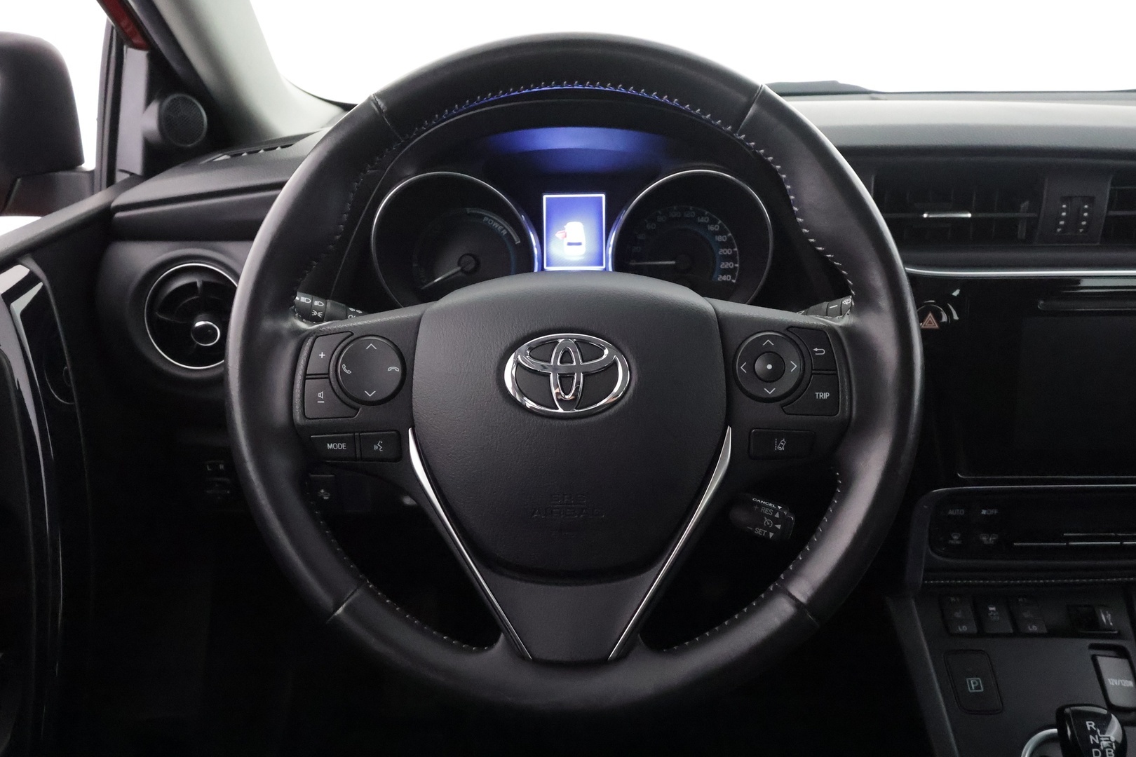 TOYOTA Auris 2017