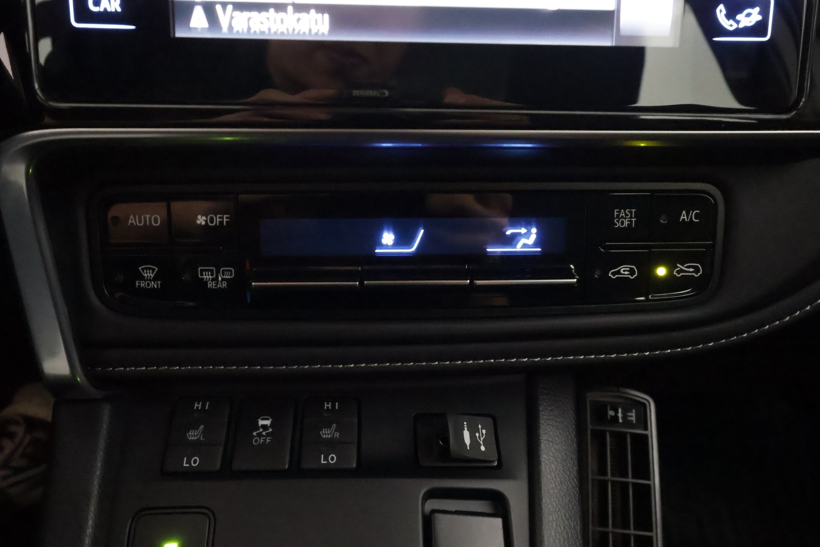 TOYOTA Auris 2017