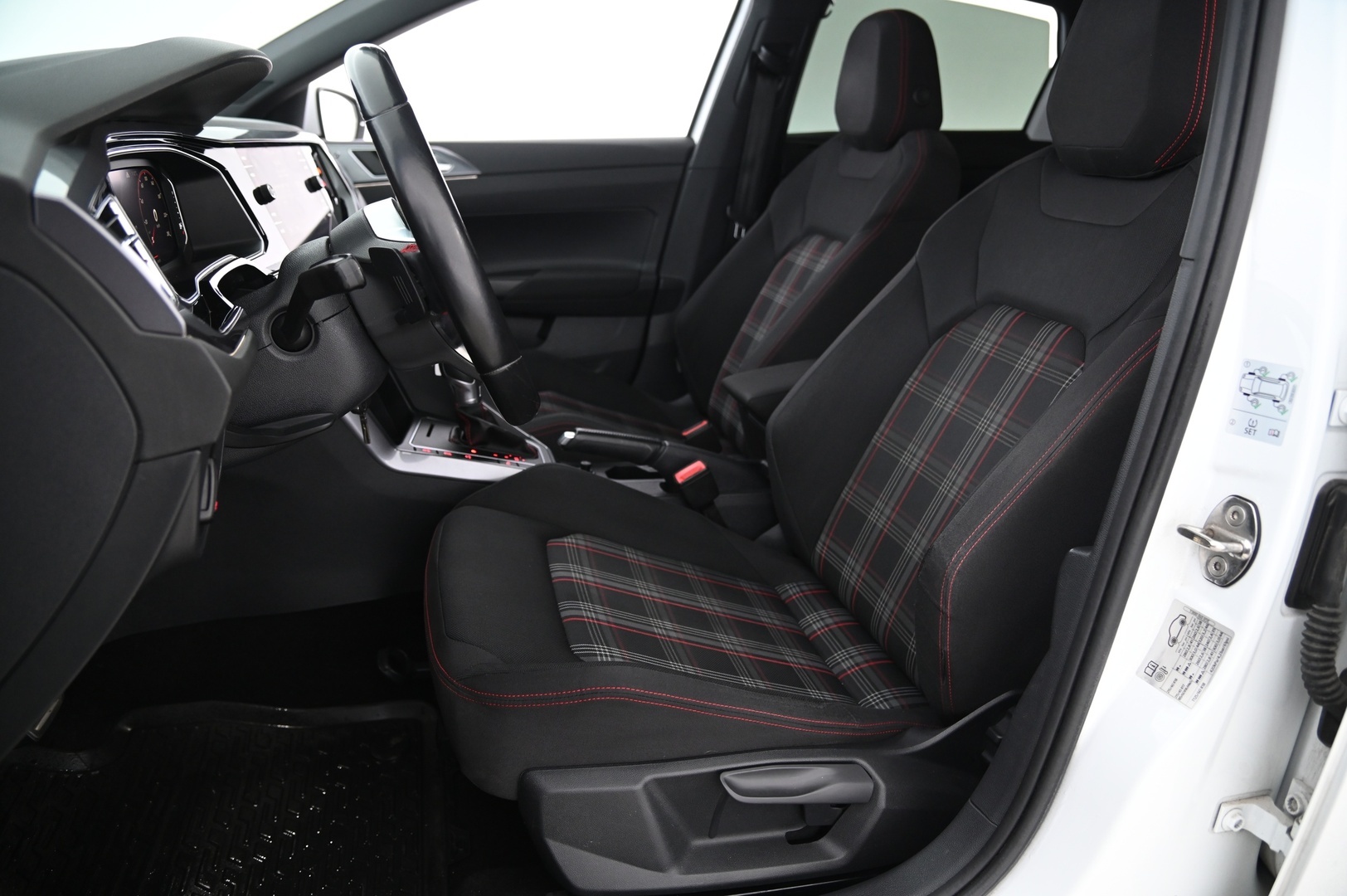 VOLKSWAGEN Polo 2018