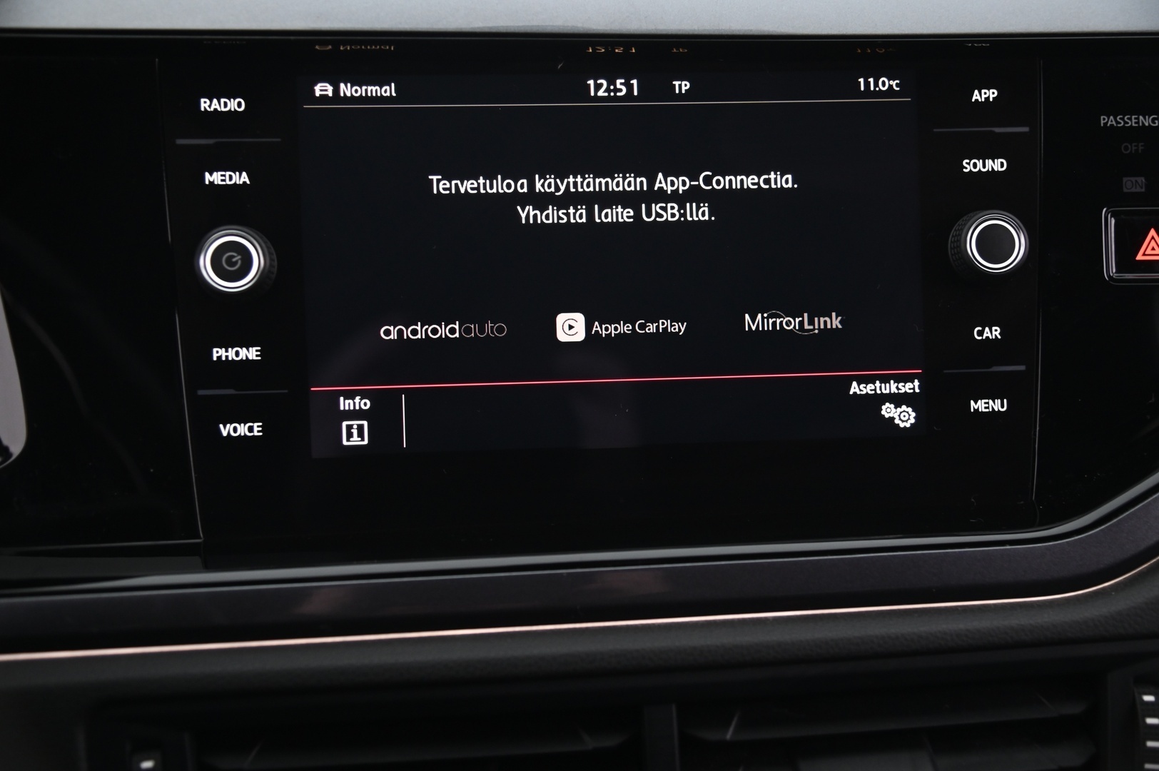 VOLKSWAGEN Polo 2018