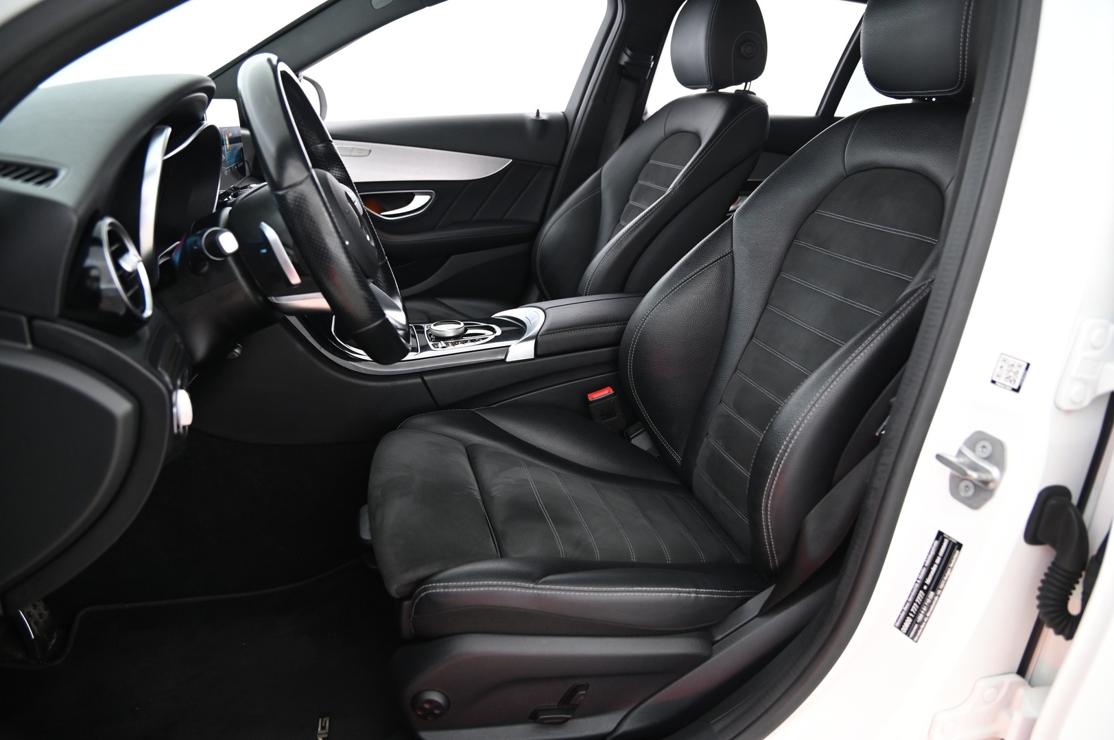 MERCEDES-BENZ C 2020