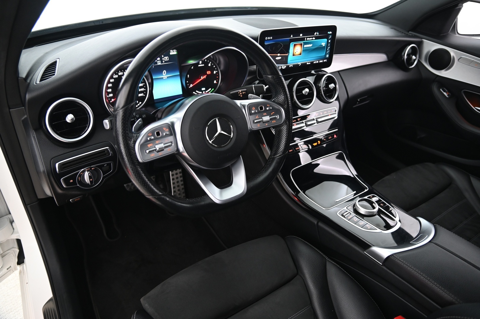 MERCEDES-BENZ C 2020