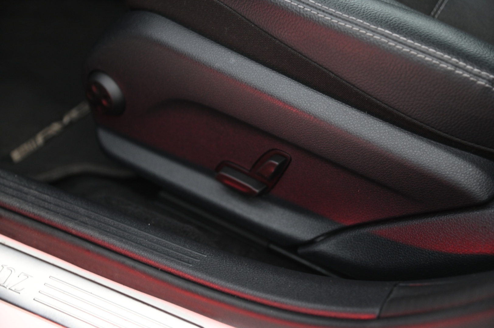 MERCEDES-BENZ C 2020