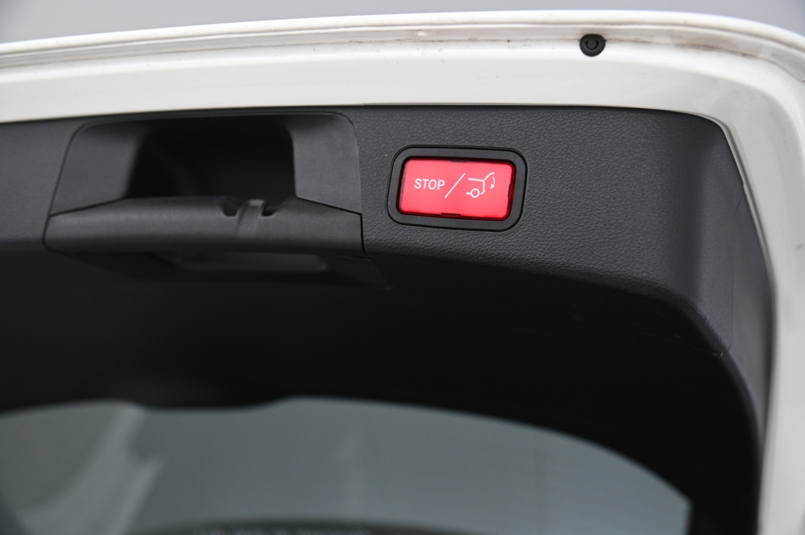 MERCEDES-BENZ C 2020