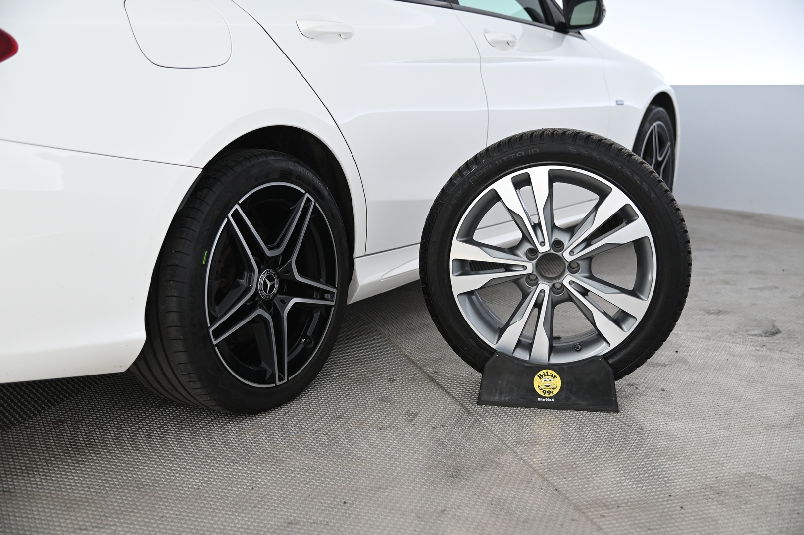 MERCEDES-BENZ C 2020