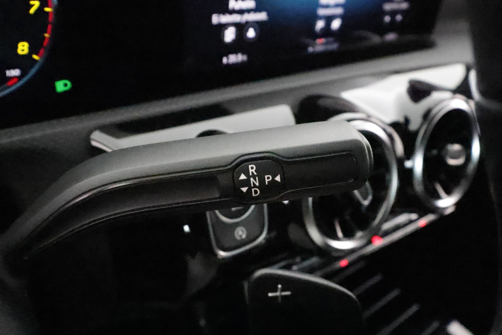 MERCEDES-BENZ CLA 2020