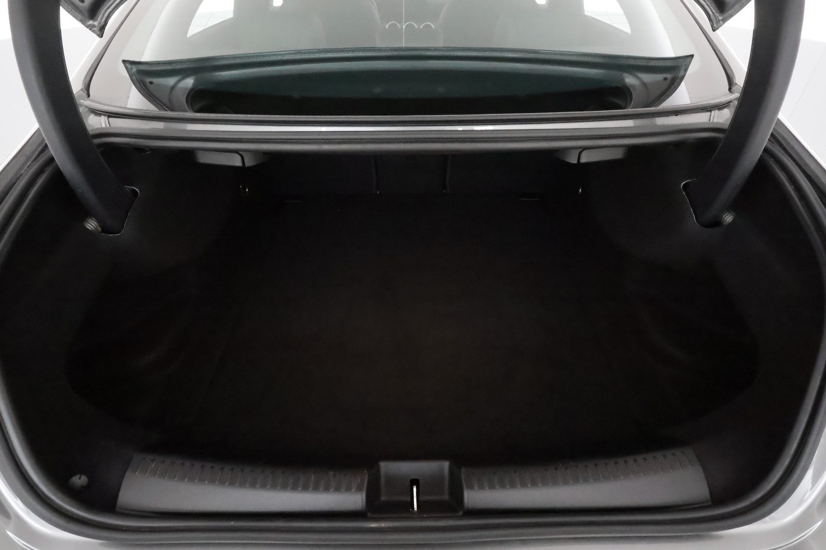 MERCEDES-BENZ CLA 2020