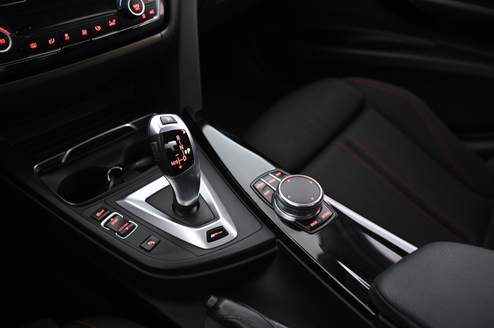 BMW 330 2017