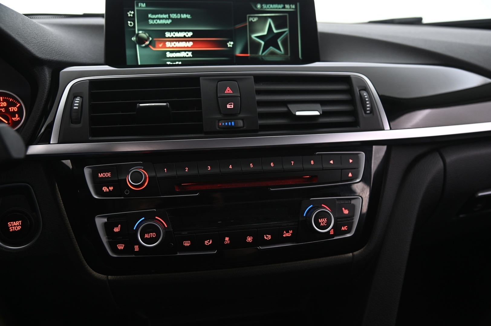 BMW 330 2017