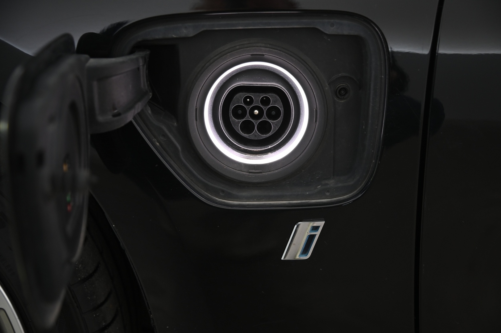 BMW 330 2017