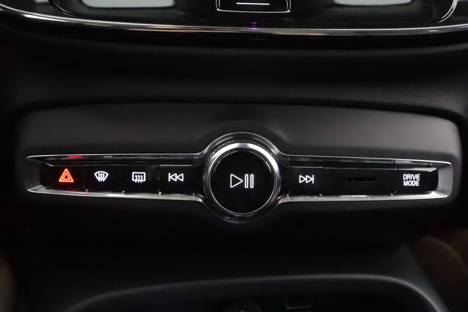 VOLVO XC40 2022