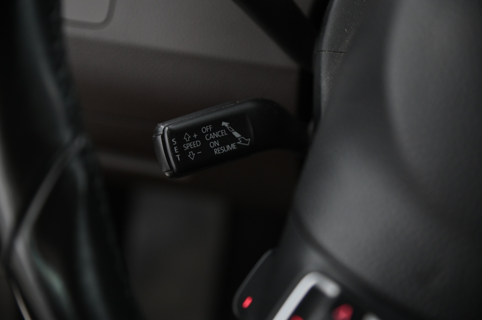 VOLKSWAGEN Passat 2011