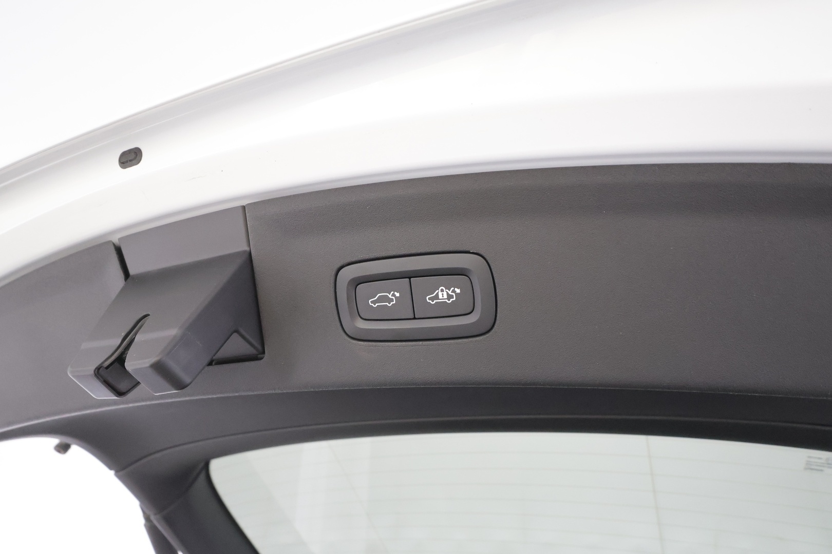 POLESTAR 2 2023