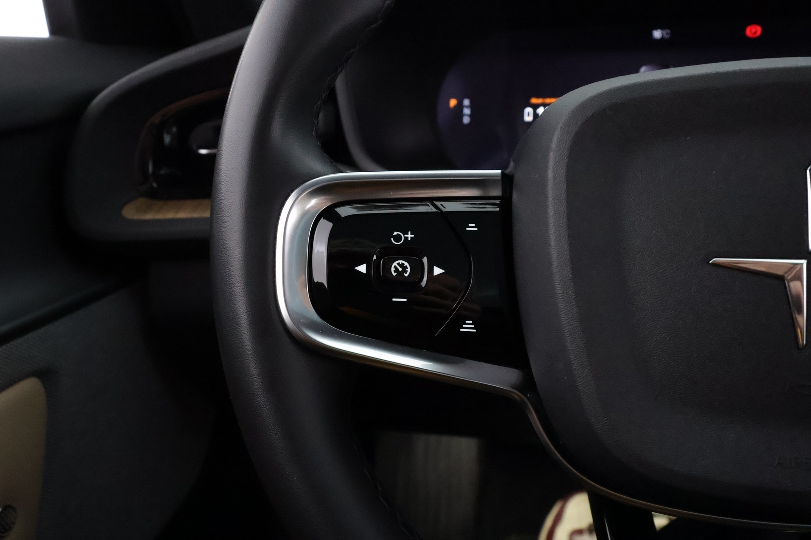 POLESTAR 2 2021