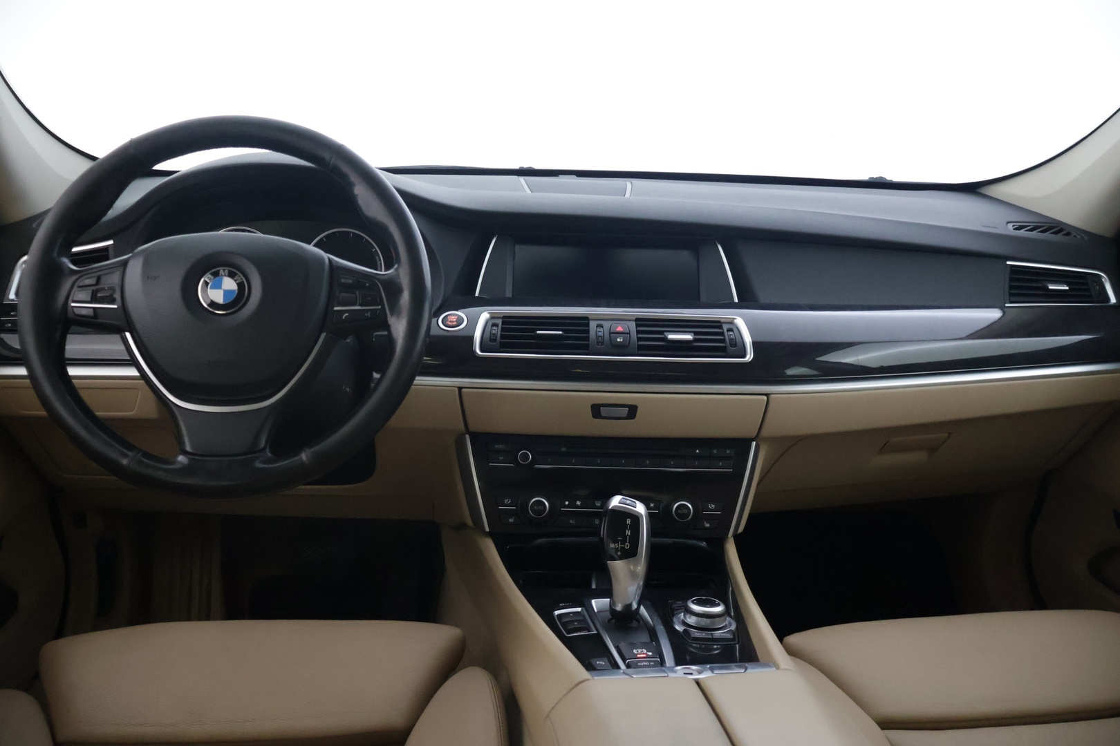 BMW 530 2011