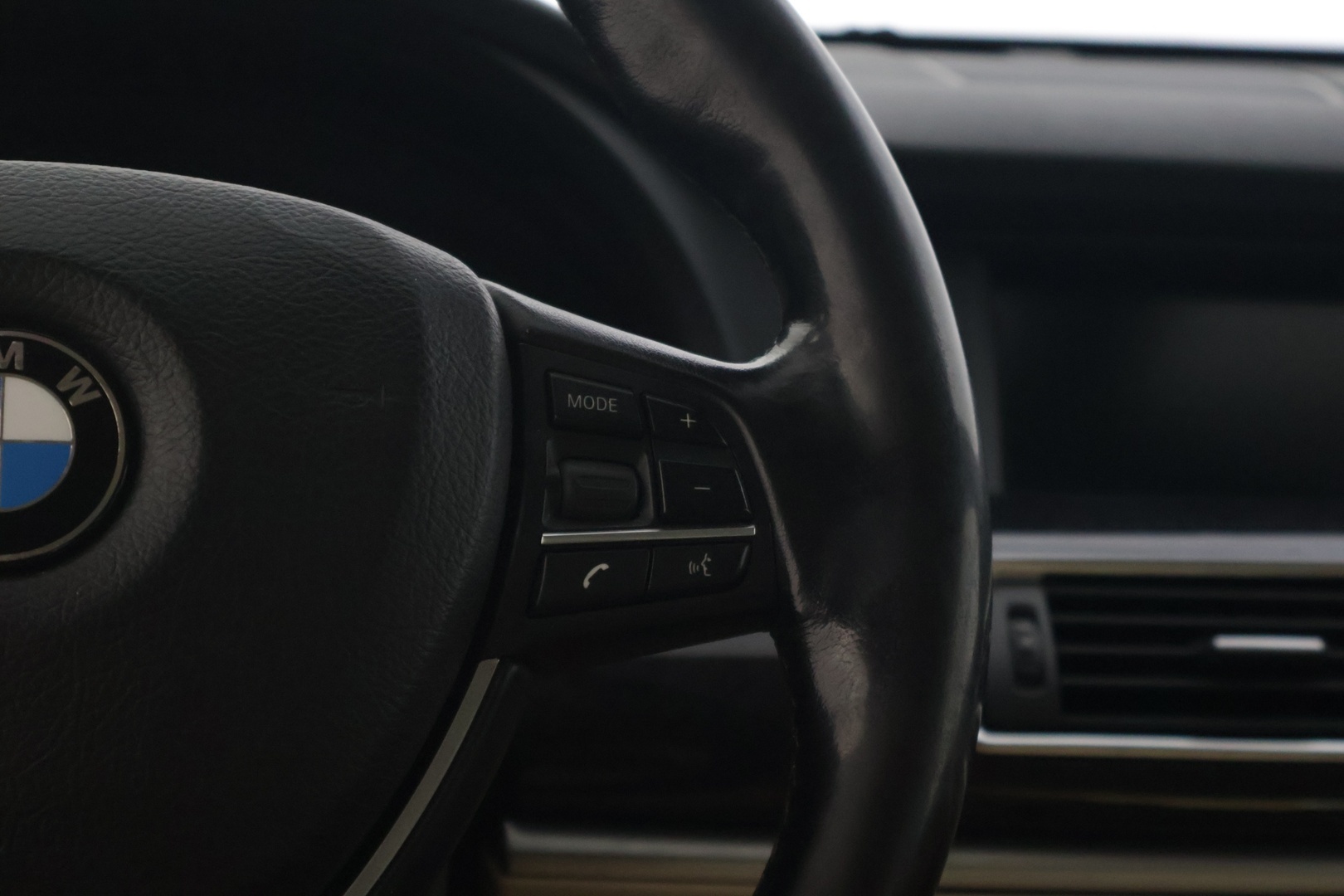 BMW 530 2011