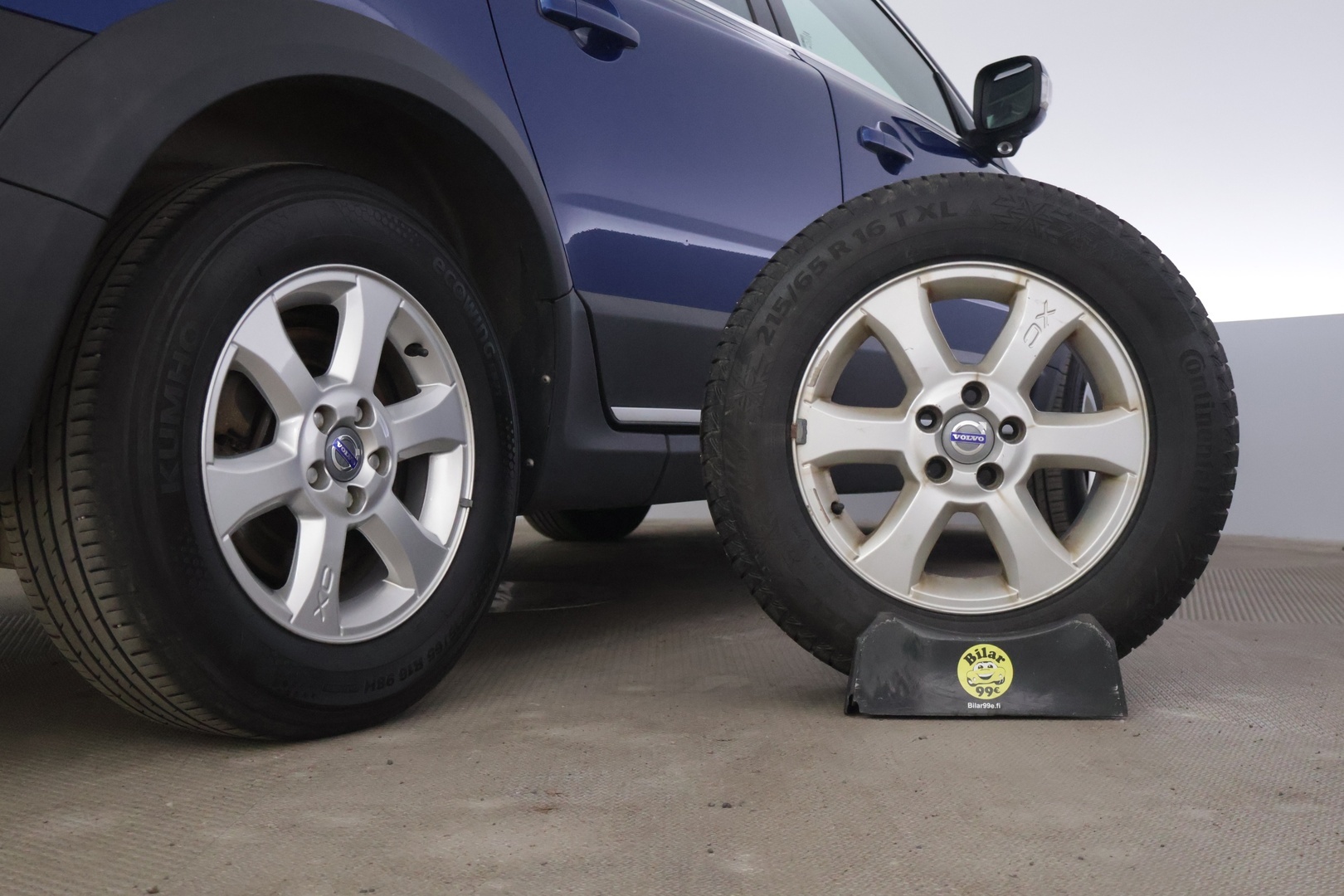 VOLVO XC70 2009