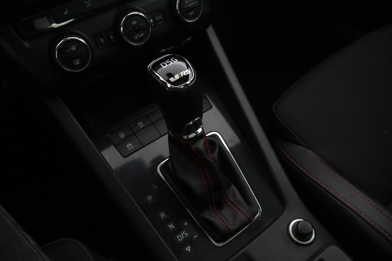 SKODA Octavia 2014