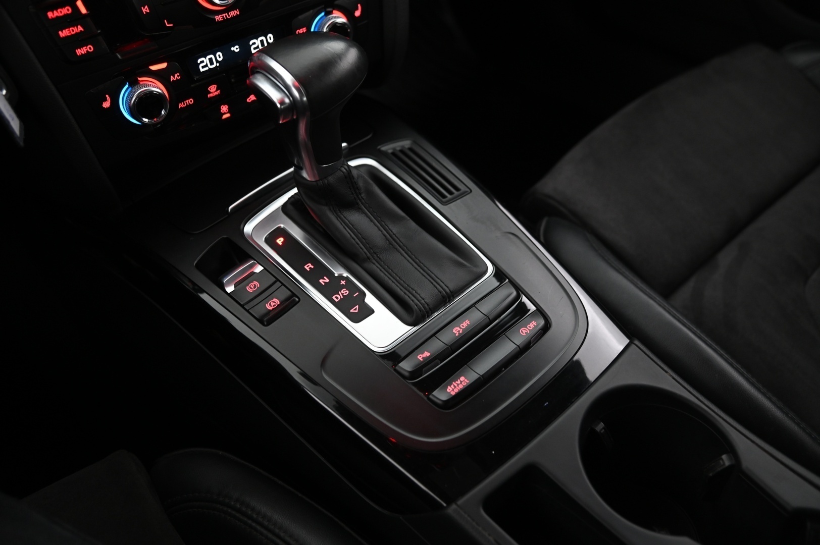 AUDI A4 allroad quattro 2015