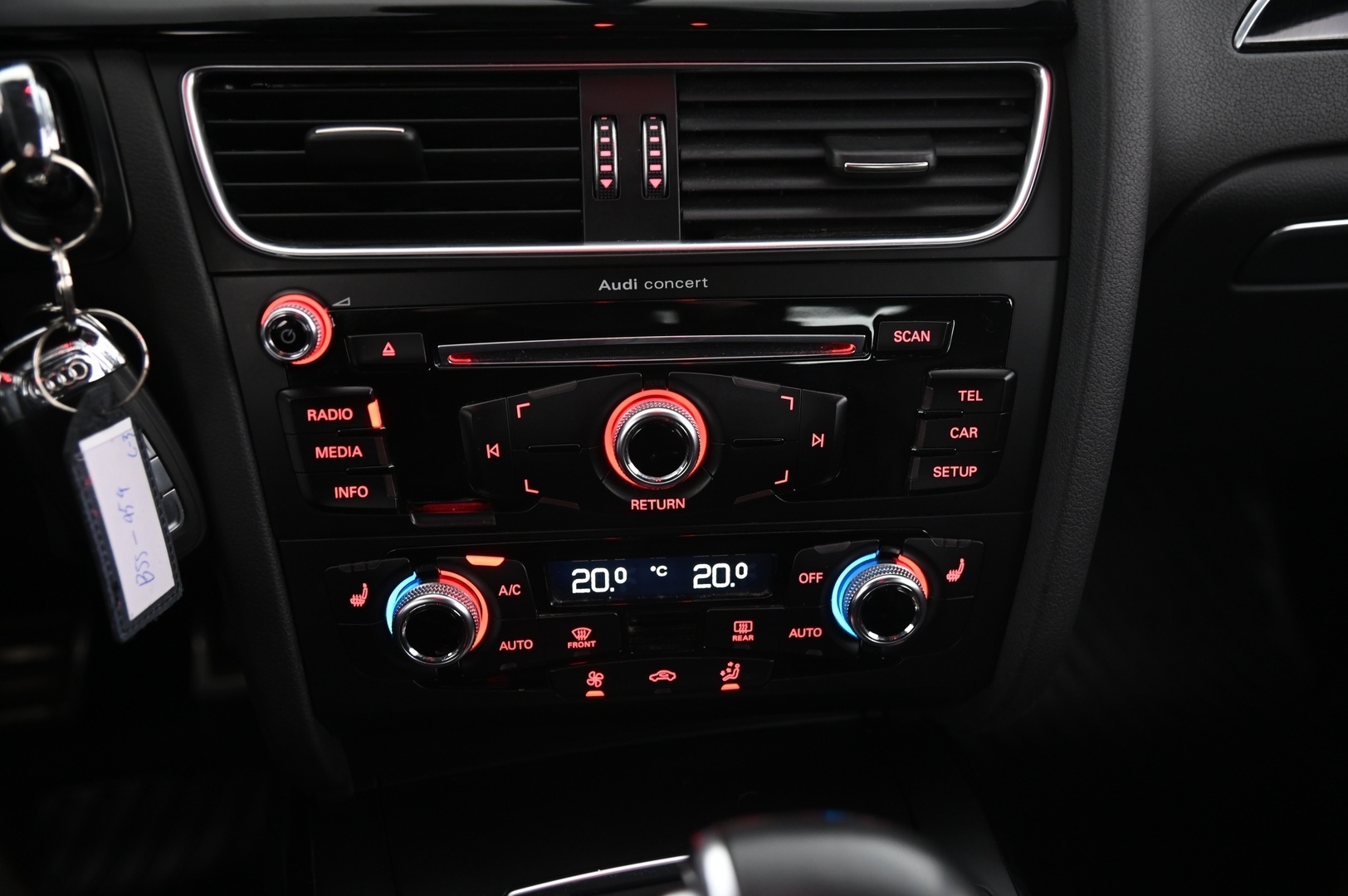 AUDI A4 allroad quattro 2015