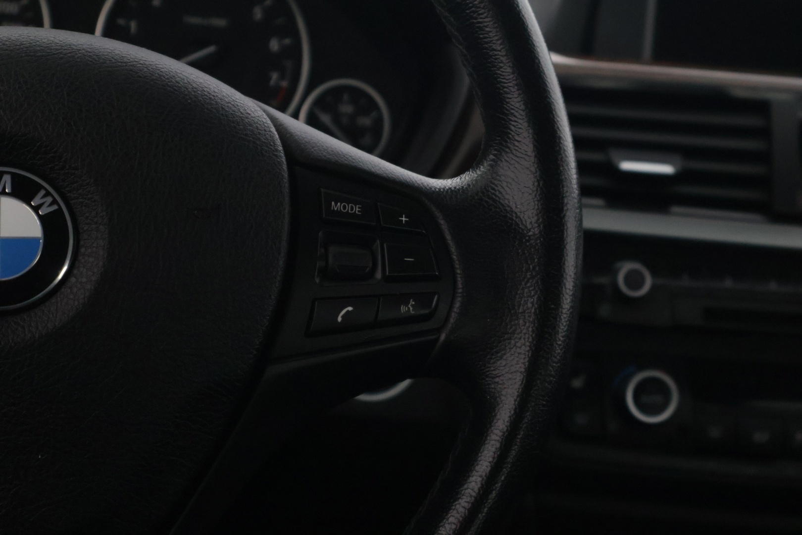 BMW 320 2015