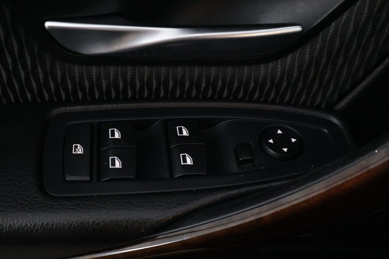 BMW 320 2015
