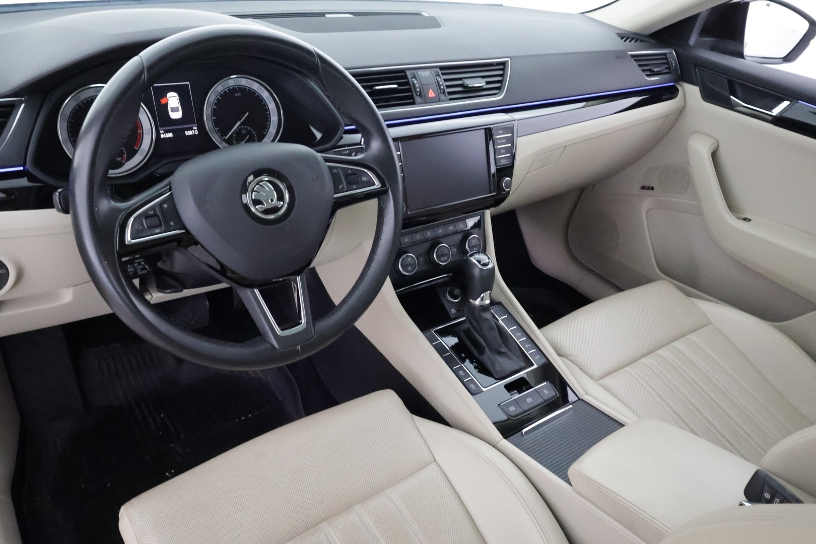 SKODA Superb 2017