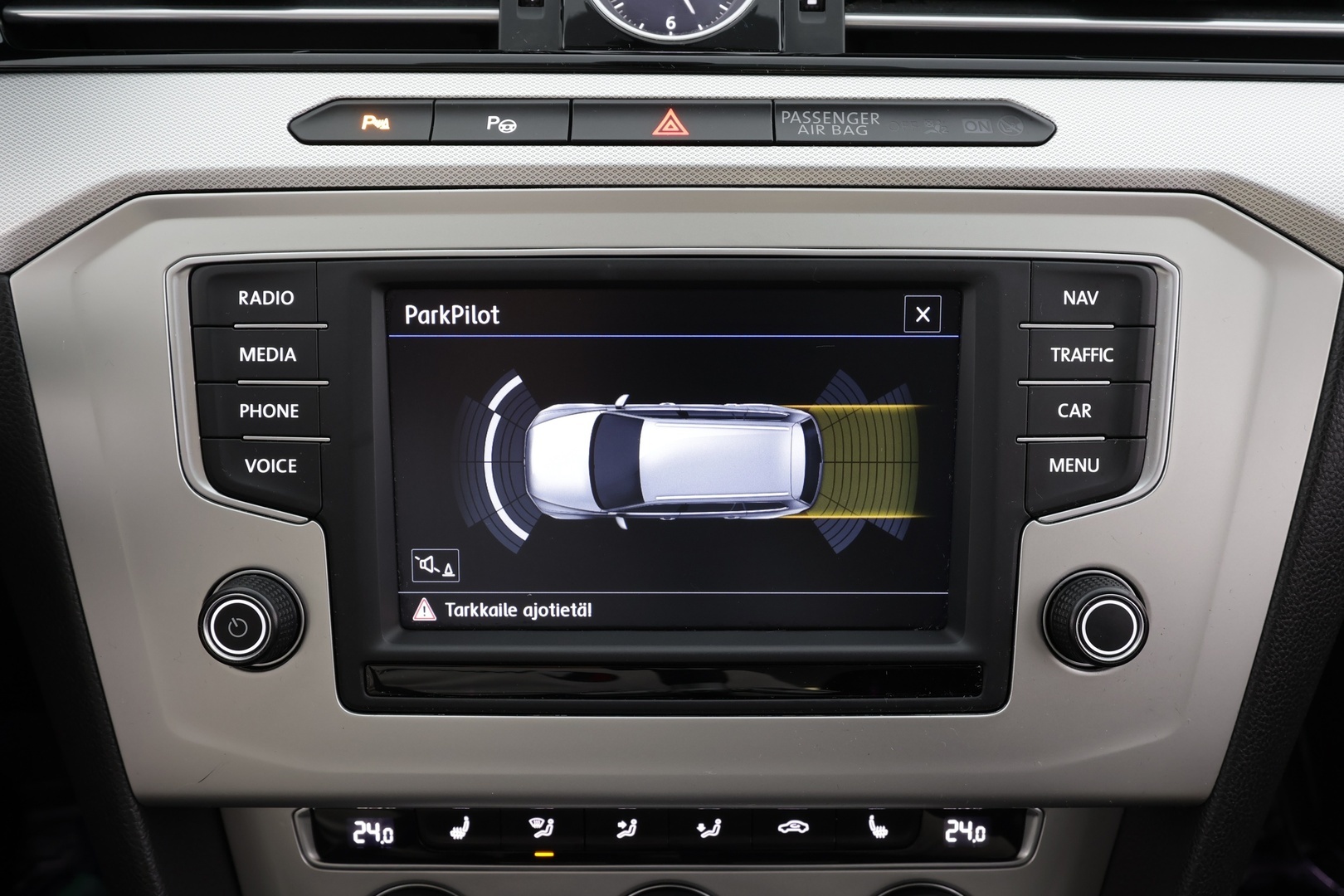 VOLKSWAGEN Passat 2017