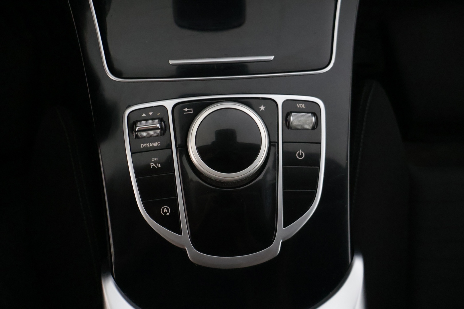 MERCEDES-BENZ C 2017