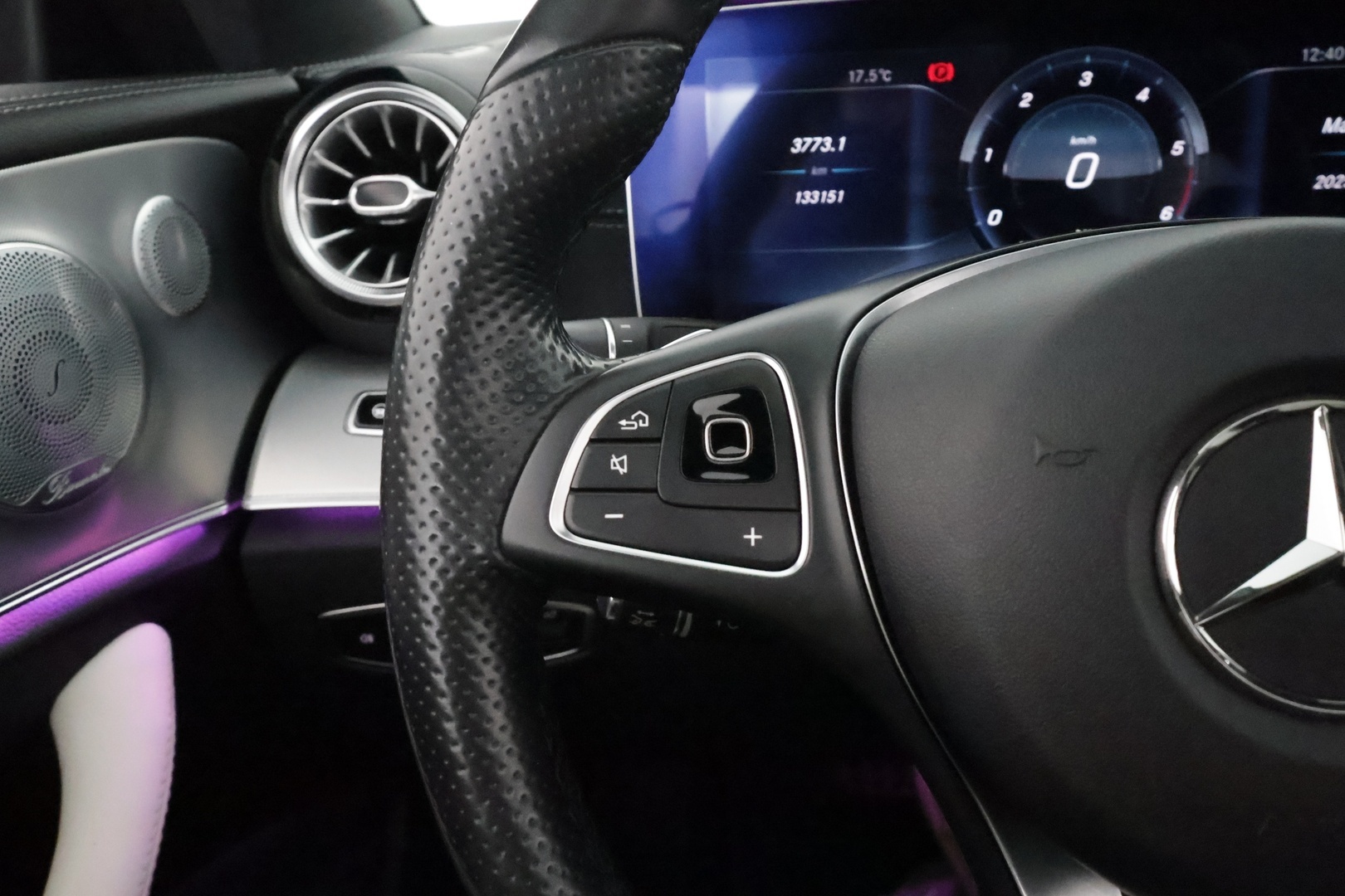 MERCEDES-BENZ E 2017