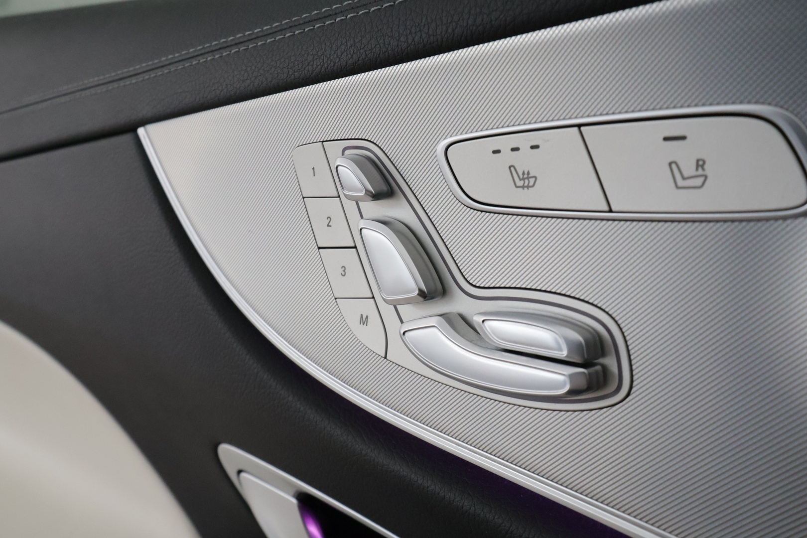 MERCEDES-BENZ E 2017