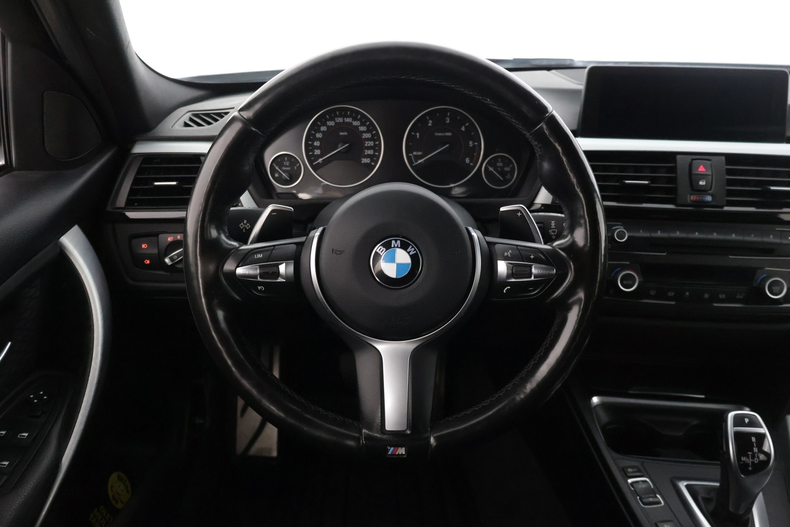 BMW 320 2015