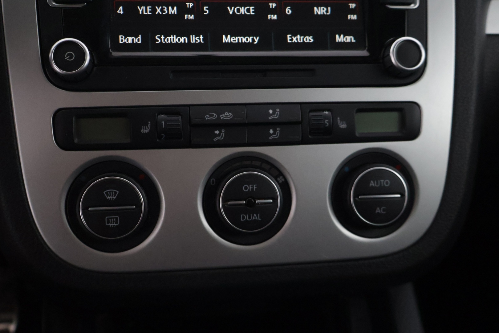 VOLKSWAGEN Scirocco 2009