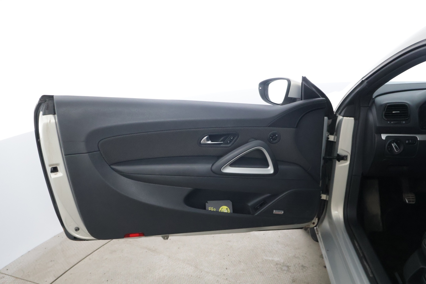 VOLKSWAGEN Scirocco 2009