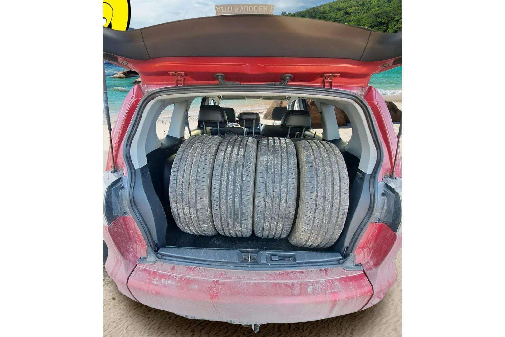 MITSUBISHI Outlander 2010