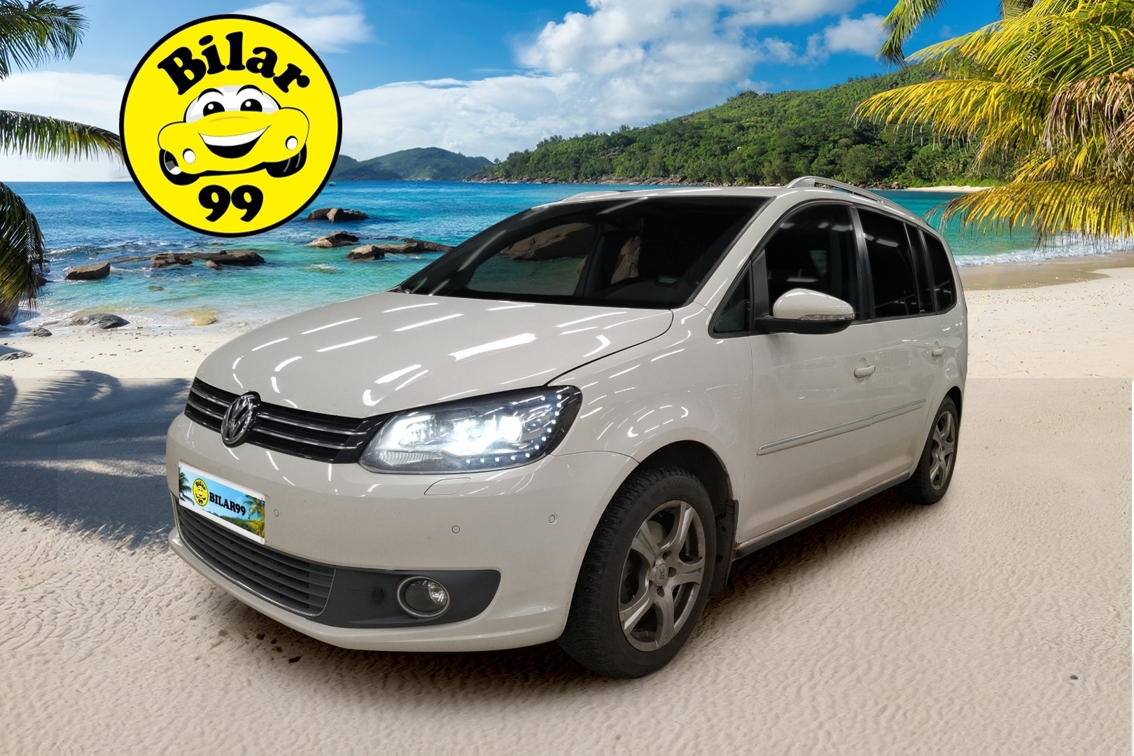 VOLKSWAGEN Touran 2011