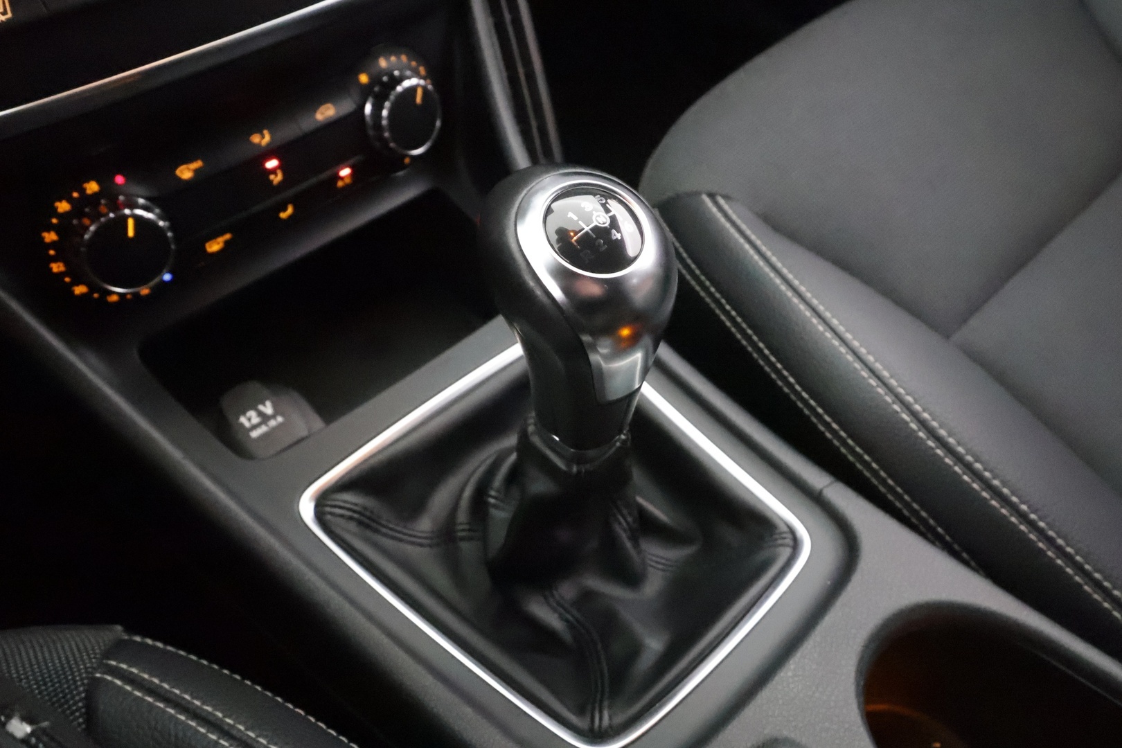 MERCEDES-BENZ A 2013