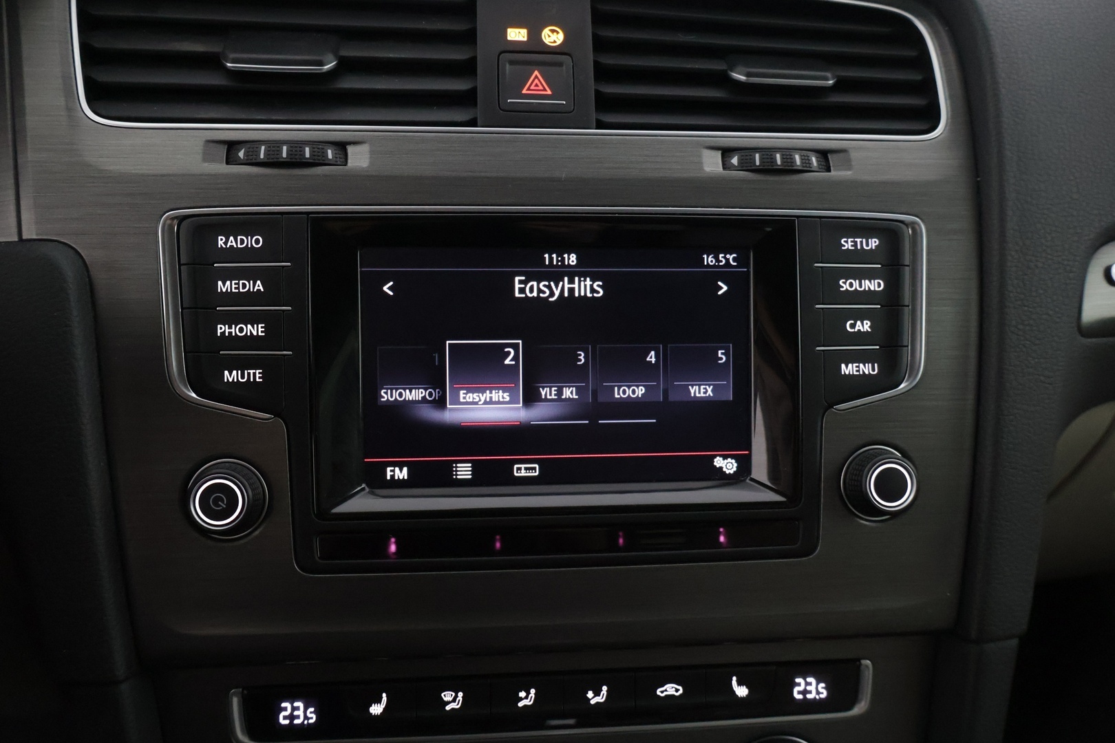 VOLKSWAGEN Golf 2014