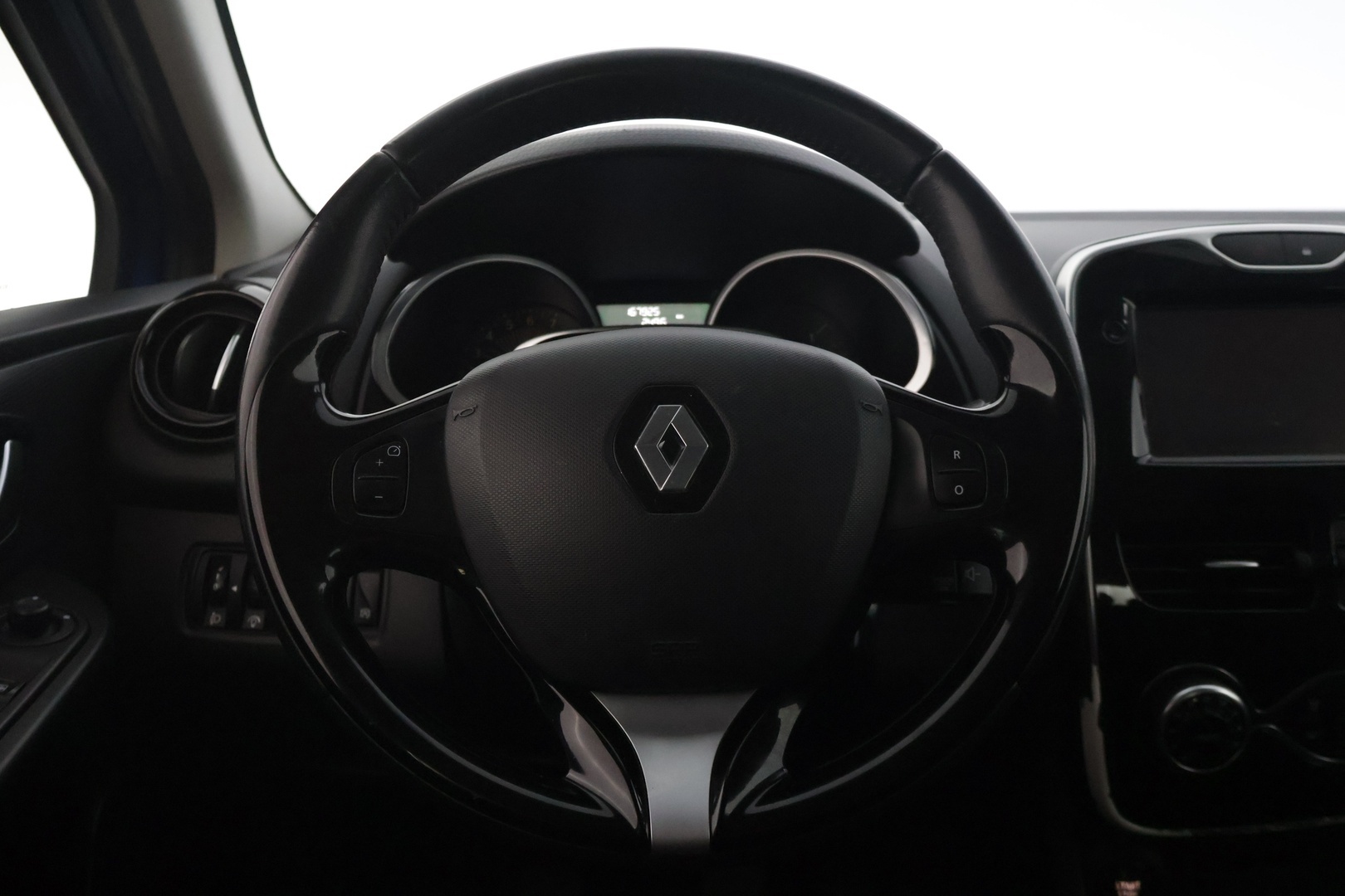 RENAULT Clio 2015