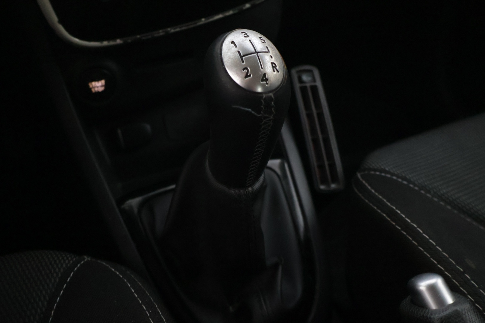 RENAULT Clio 2015