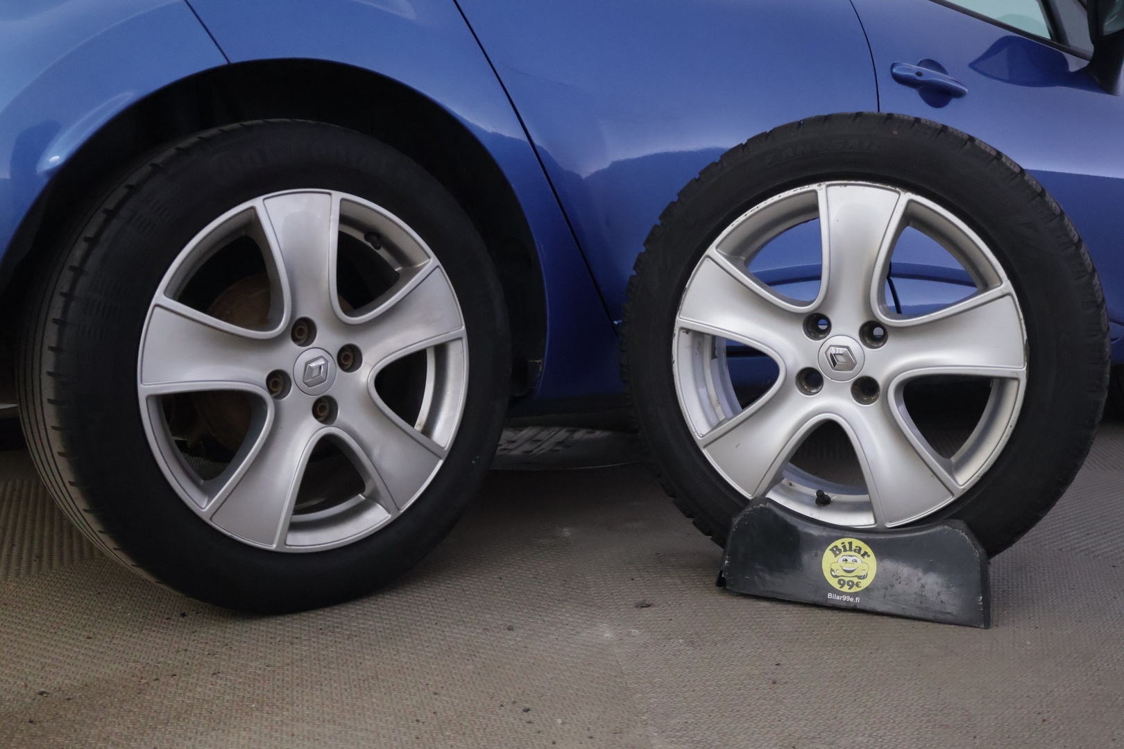 RENAULT Clio 2015