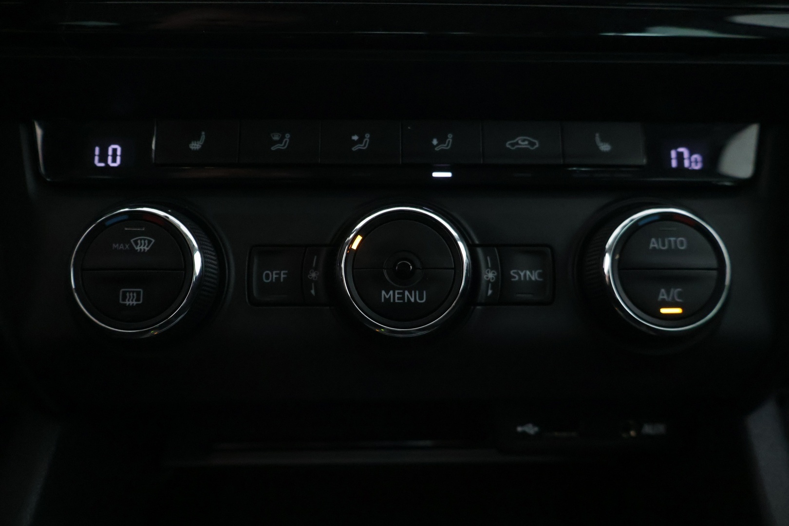 SKODA Octavia 2016