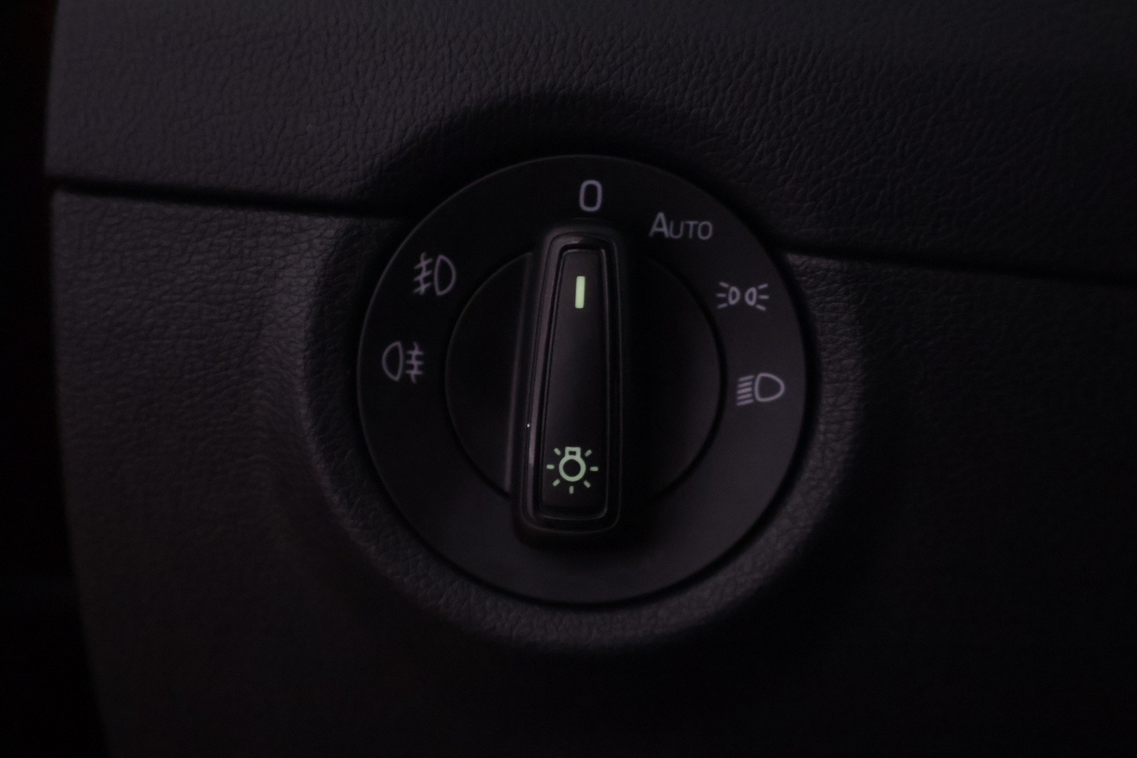 SKODA Octavia 2016