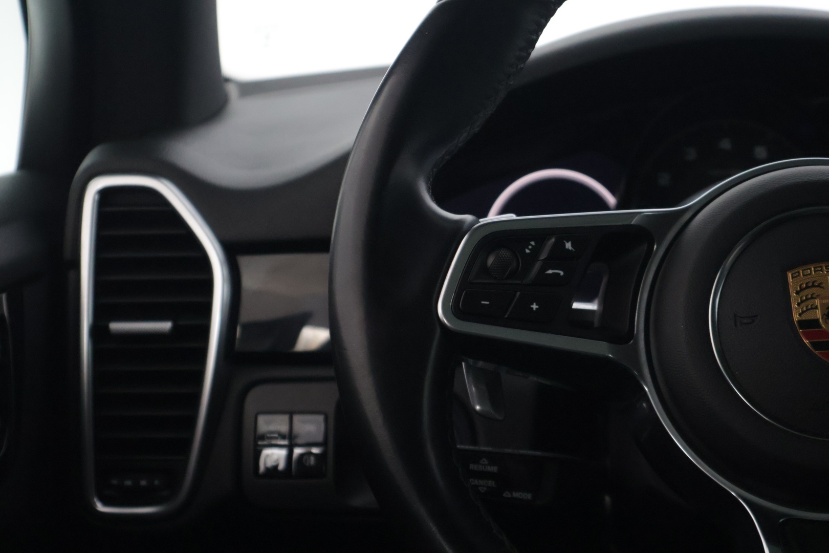 PORSCHE Cayenne 2018