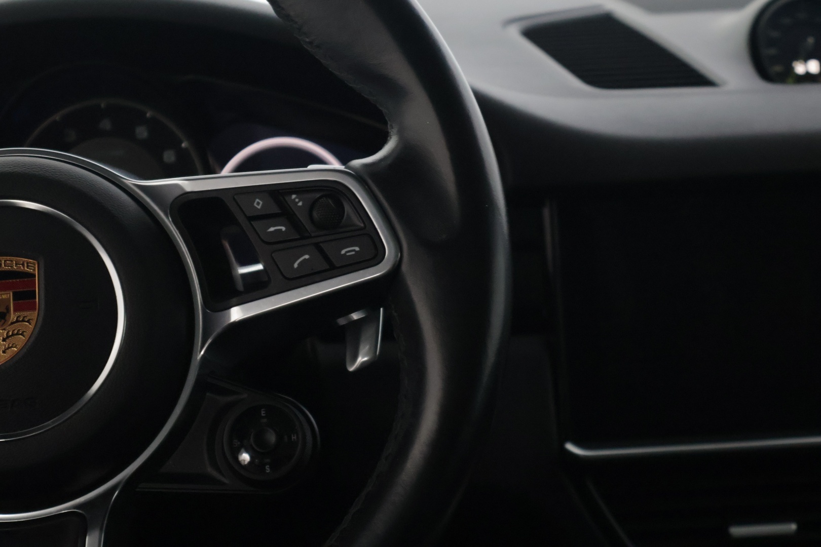 PORSCHE Cayenne 2018