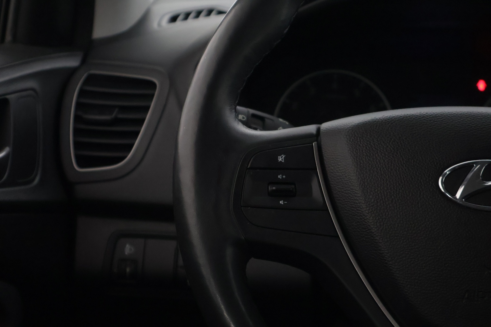 HYUNDAI i20 Hatchback 2019