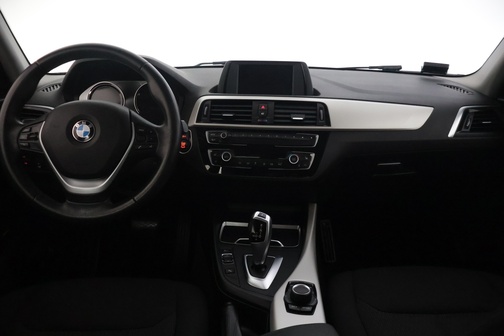 BMW 118 2018